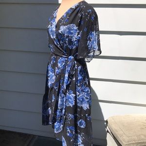 I.N.C. chiffon like floral print dress SZ Large